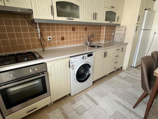 LÜLEBURGAZ ÇARŞI KONUMUNDA SATILIK 2+1 DAİRE