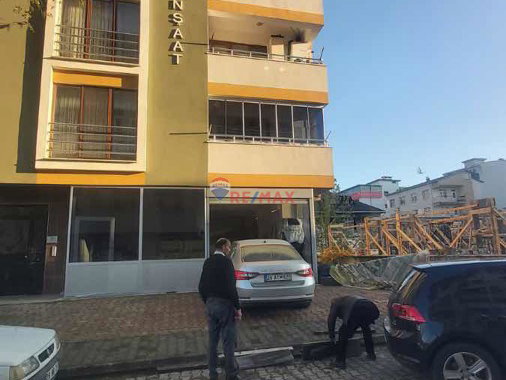 REMAX NADİR'DEN AKSU'DA GENIŞ VE KULLANIŞLI 3+1 KIRALIK DAIRE
