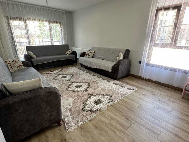 LÜLEBURGAZ BÜYÜKKARIŞTIRAN 'DA SATILIK 2+1 DAİRE