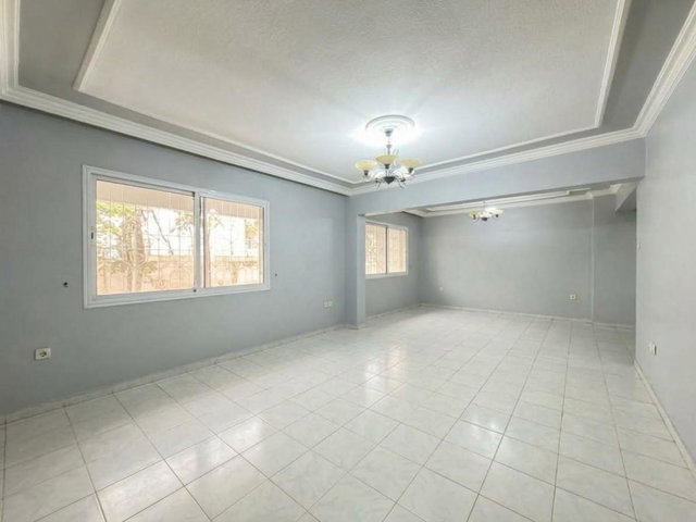 BUCA YAYLACIK’TA ERDEM CADDESİ ÜZERİ 4+1, 228 M² NET, BAHÇE KATI GENİŞ DAİRE