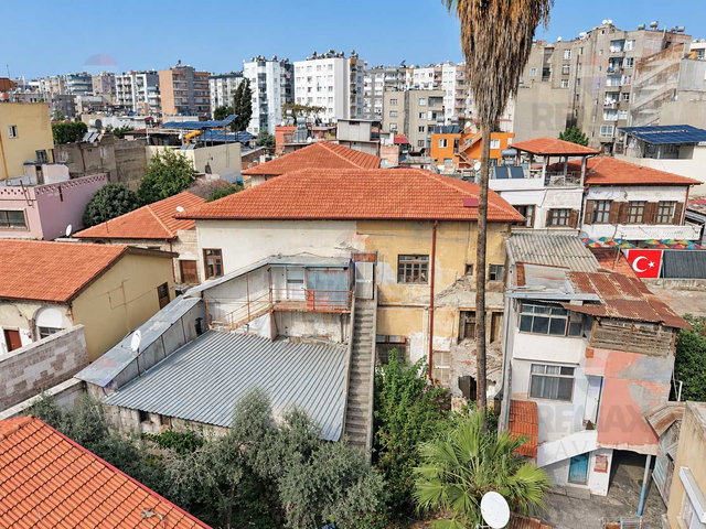REMAX AVLU'DAN KİREMİTHANE'DE SATILIK ARSALI MÜSTAKİL EV