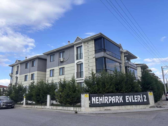 KARTEPE TEPEKUM 3 + 1 SATILIK GENIŞ DAIRE