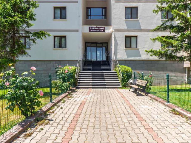 YAŞAMKENT BORSEM SİTESİ’NDE FERAH, ÖNÜ AÇIK 3.5+1 DAİRE