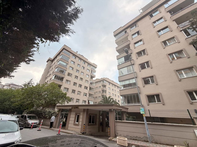 REMAX ANI 'DAN ATAŞEHİR ATAPOL SİT. ’NDE GENİŞ KİRALIK 3+1 DAİRE
