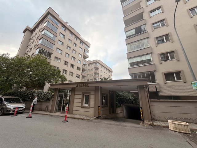 REMAX ANI 'DAN ATAŞEHİR ATAPOL SİT. ’NDE GENİŞ KİRALIK 3+1 DAİRE