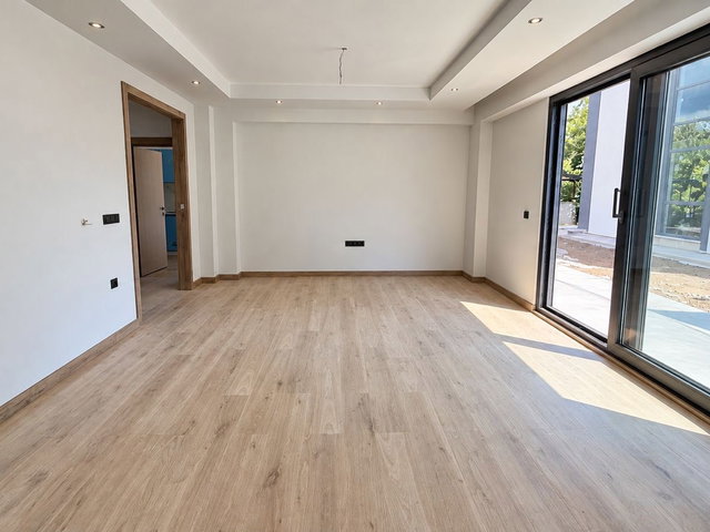 KARTEPE SARIMEŞE 4+1 HAVUZLU SİTE İÇİ MÜSTAKİL VİLLA