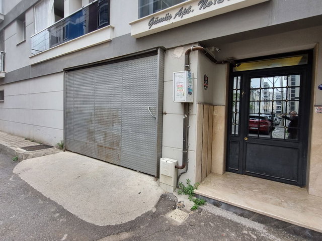 KARŞIYAKA CUMHURİYET MAH. İSKANLI, KAPALI OTOPARKLI, DOĞALGAZLI FIRSAT 2+1 DAİRE