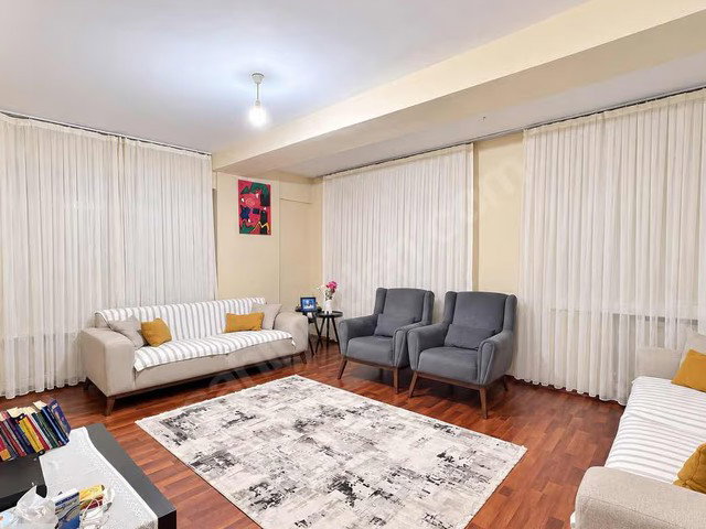 MALTEPE FINDIKLI MAHALLESİNDE SATILIK 3+1 DAİRE