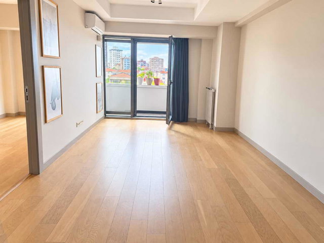 KADIKÖY KENT PLUS OTURUMA HAZIR BALKONLU 1+1 KİRALIK DAİRE