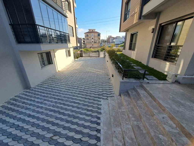 CAMİKEBİR MAHALLESİNDE SATILIK EBEVEYN BANYOLU ARA KAT 2+1 DAİRE