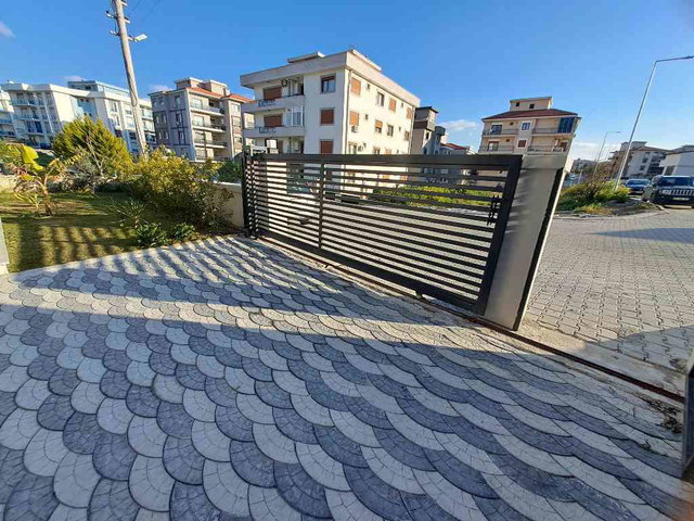 CAMİKEBİR MAHALLESİNDE SATILIK EBEVEYN BANYOLU ARA KAT 2+1 DAİRE