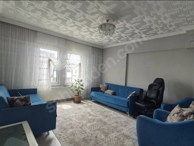 REMAX MAVI EMEL KARAGÖZ'DEN YAĞCILAR DA 2+1 KIRALIK DAIRE