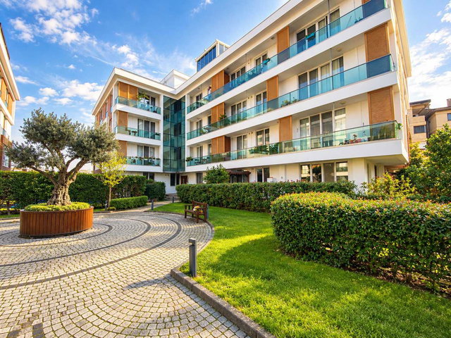 REMAX' DAN KUSURSUZ KONDİSYONLU TERTEMİZ FULL EŞYALI 1+1 ''ALPAY APAKGÜN''