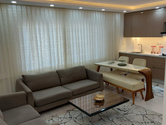 ŞIŞLI MECIDIYEKÖY'DE PRESTIJLI VE TAM EŞYALI KİRACILI 3+1 SATILIK DAIRE