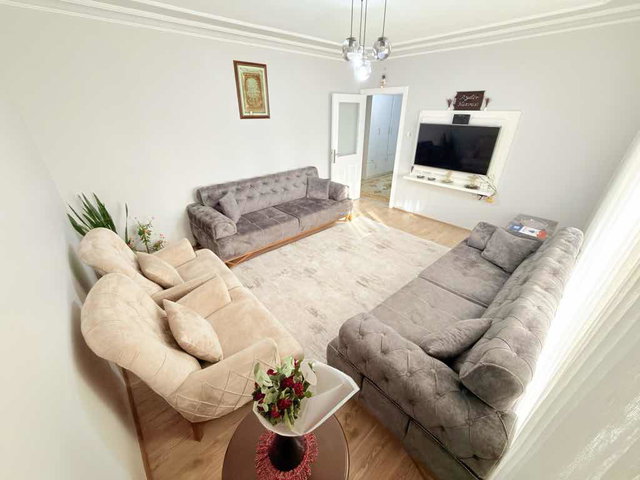 ANKARA PURSAKLAR MİMAR SİNAN’DA Y.GİRİŞ KÖK TAPU 2+1 BALKONLU 90M2 HAFTANIN FIRSAT DAİRESİ