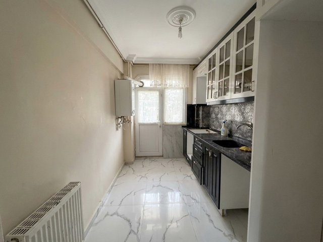 TRAMVAY METRO 5 DK MESAFEDE 2+1 SATILIK DAIRE