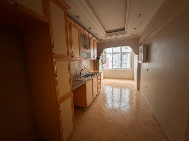 BEYLİKDÜZÜ ÇAYKENT SİTESİ SATILIK 3+1 DAİRE - REMAX KAYA