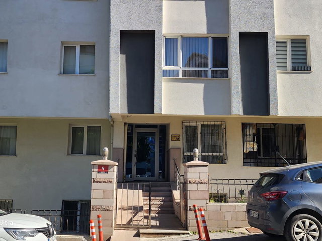 CEVİZLİDERE'DE 155 M² | BOŞ | TEMİZ | EN ÜST KAT ALTI | 3+1