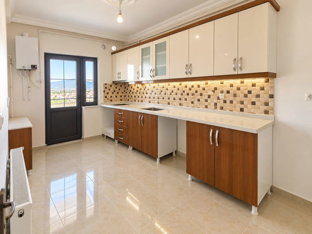 REMAX ARTIS'TEN ABDURRAHMAN GAZI TOKILERDE KIRALIK 3+1 DAIRE