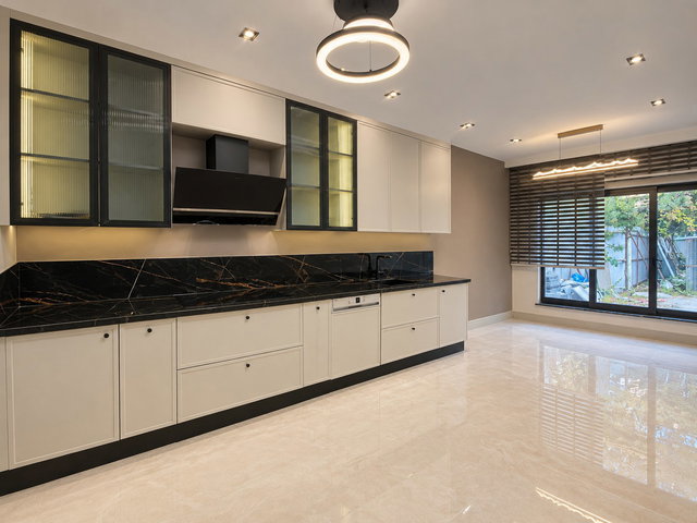 TALAS YENİDOĞAN DA MERKEZİ LOKASYONA SAHİP MODERN LÜX SATILIK DAİRE