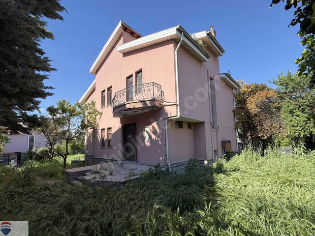 ÇAYYOLU ORUN VİLLALARI 530M2 ARSA ÜZERİ SATILIK VİLLA