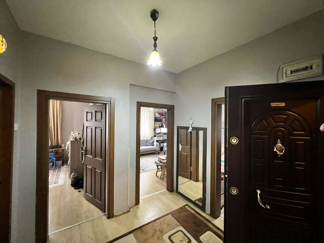 VEZİRÇİFTLİĞİNDE 160 M2 ARSA PAYLI SATILIK MÜSTAKİL 3+1 DAİRE