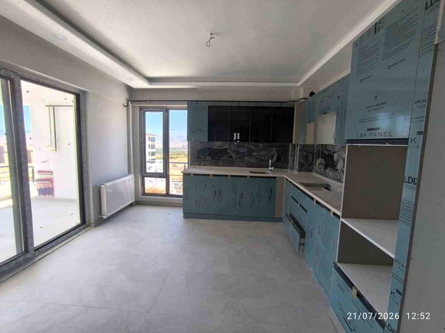 RE/MAX DOĞUDAN ŞAHİNKAYA(ÇAYDAÇIRA) 3+1 SIFIR DAİRE SATILIKTIR