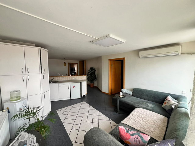 EMİNEVİME UYGUN İZMİT MERKEZDE SATILIK ASANSÖRLÜ 260 M2 DAİRE