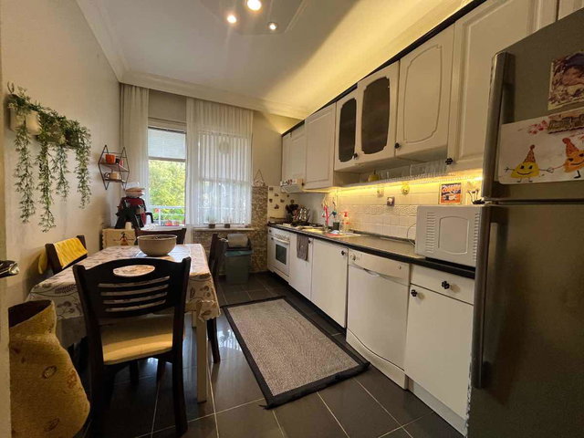 BÜYÜKÇEKMECE ATATÜRK MAH’DE 250 M² NET 4+2 GENİŞ DAİRE | KAT MÜLKİYETLİ