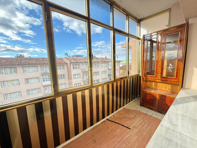 REMAX İLKE'DEN YENİŞEHİR'DE 3+1 GENİŞ KİRALIK DAİRE