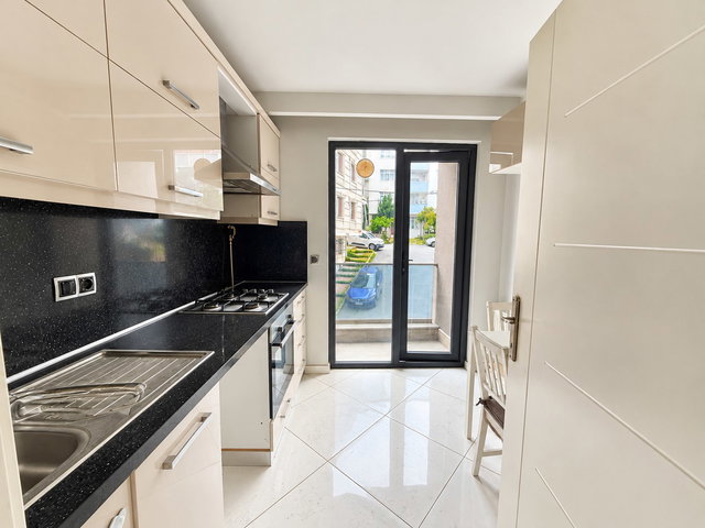 RE/MAX KONSEPT'TEN HİSAR PANORAMA EVLERİNDE ARA KAT 2+1 KİRALIK