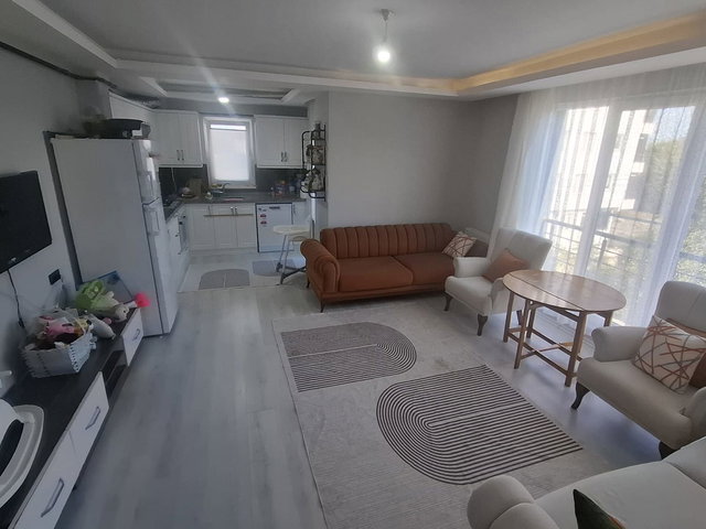 SAMSUN TEKKEKÖY’DE 2025 YAPIMI, DOĞU CEPHE 1+1 BALKONLU DAİRE (KİRACILI)