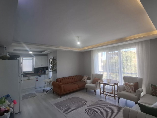 SAMSUN TEKKEKÖY’DE 2025 YAPIMI, DOĞU CEPHE 1+1 BALKONLU DAİRE (KİRACILI)