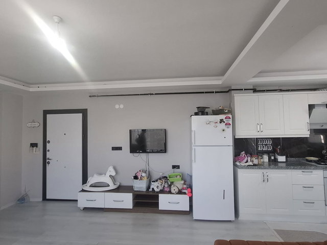 SAMSUN TEKKEKÖY’DE 2025 YAPIMI, DOĞU CEPHE 1+1 BALKONLU DAİRE (KİRACILI)