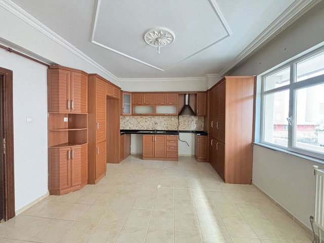 REMAX İLKE'DEN KAYAKYOLU ŞEHİTLER PARKI YAKINI 3+1 KİRALIK DAİRE