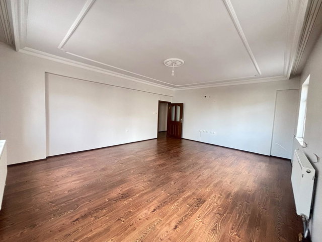 REMAX İLKE'DEN KAYAKYOLU ŞEHİTLER PARKI YAKINI 3+1 KİRALIK DAİRE