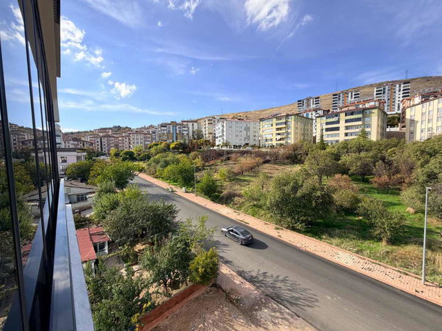 REMAX DOĞU'DAN ABDULLAHPAŞA DA TEMİZ KİRALIK 2+1 DAİRE