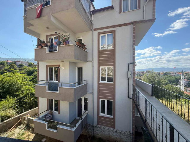 DILEK ERCAN REMAX ÇAKRA GÖLCÜK DONANMA'DA DENIZ MANZARALI 3+1