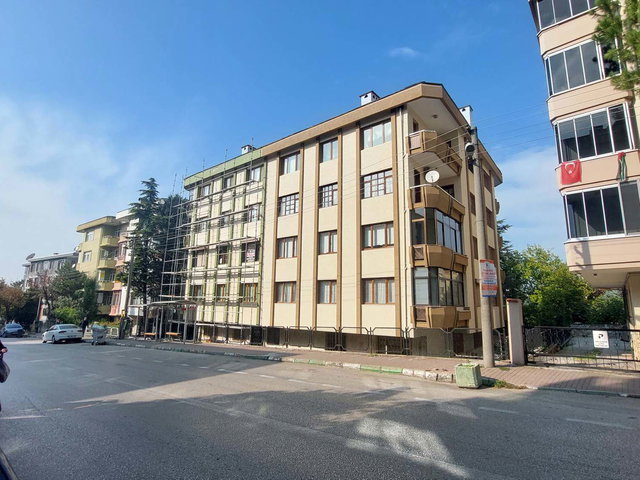 RE/MAX BEYAZ HÜDAVENDİGAR KİRALIK 3+1 TADİLATLI