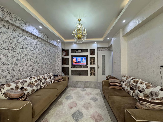REMAX DOĞU'DAN ÇARŞI MERKEZDE SATILIK GENİŞ LÜX 4+1 DAİRE