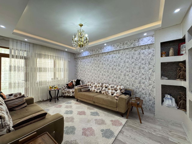 REMAX DOĞU'DAN ÇARŞI MERKEZDE SATILIK GENİŞ LÜX 4+1 DAİRE