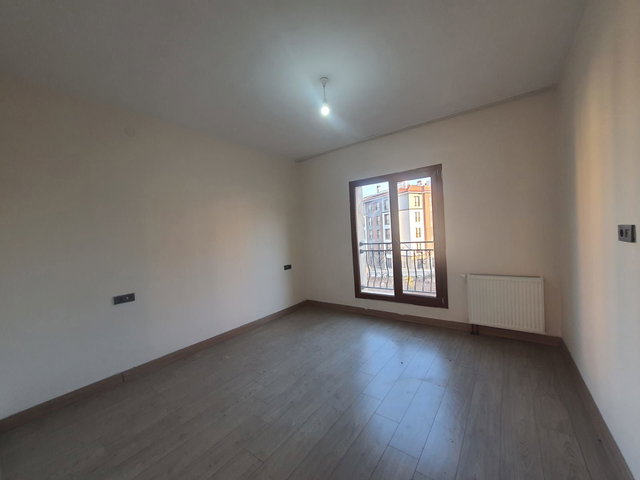 REMAX DOĞU'DAN AŞAĞI DEMİRTAŞ TOKİLERİNDE KİRALIK 3+1