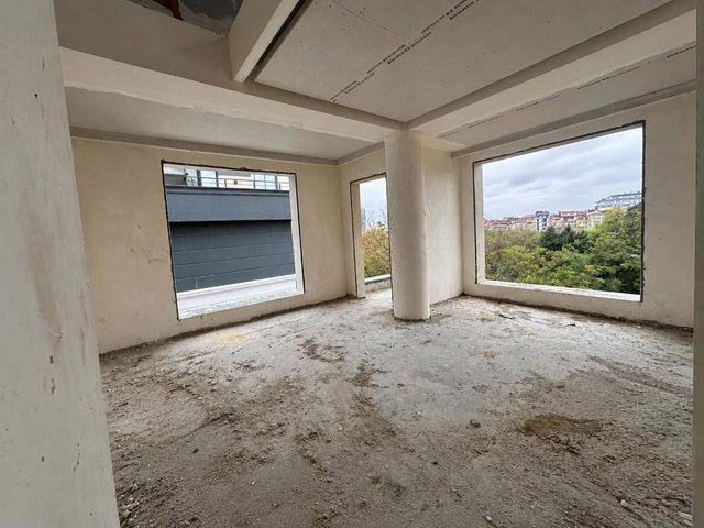 RE/MAX DUYGU ERSÖZDEN KARTALTEPEDE SATILIK 4+1 DUBLEKS