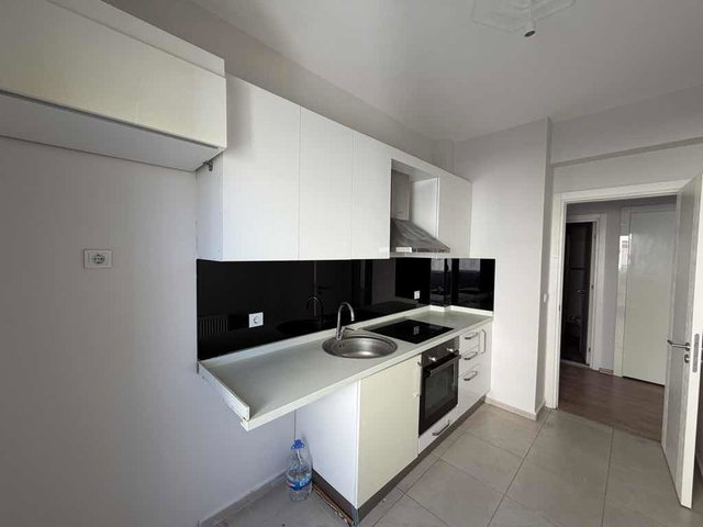 REMAX ARMA’DAN TORBALI ESEN 11 SİTESİNDE KİRALIK 2+1 ARA KAT DAİRE