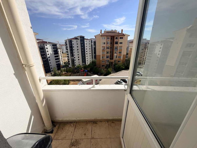 REMAX DOĞUDAN ÇAYDAÇIRA TOKİ 87M2 SATILIK DAİRE