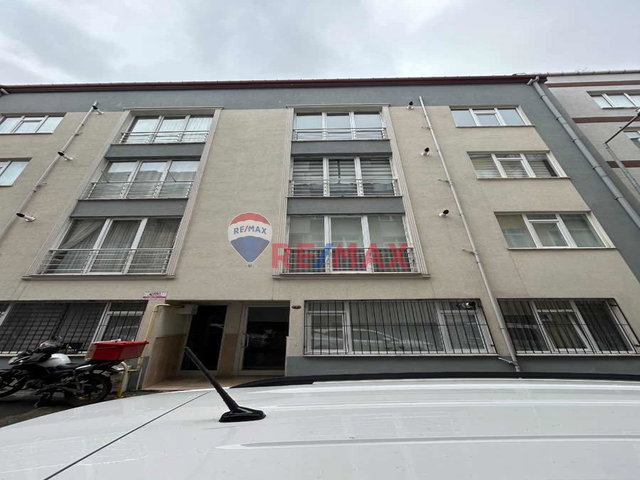 GAZİPAŞA MAHALLESİ MEYDANA YÜRÜME MESAFESİNDE 2+1 KİRALIK DAİRE