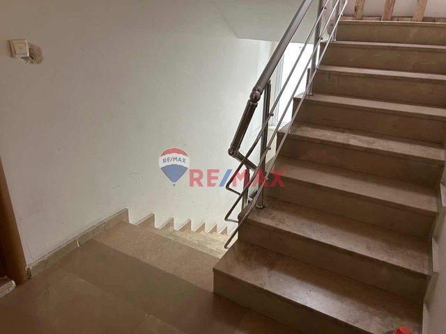 GAZİPAŞA MAHALLESİ MEYDANA YÜRÜME MESAFESİNDE 2+1 KİRALIK DAİRE