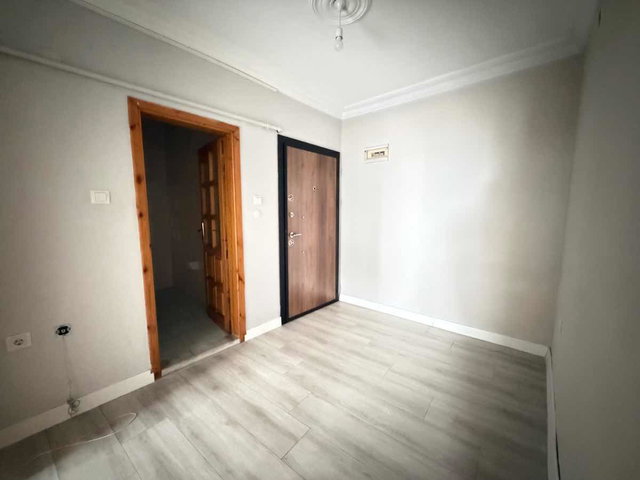 KALKINMA MAHALLESİNDE ÜNİVERSİTEYE YAKIN 3+1 SATILIK DAİRE
