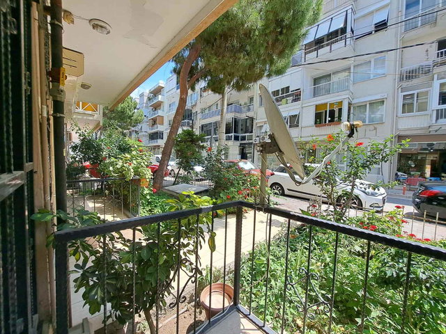 KARŞIYAKA AKSOY'DA KİRALIK 2+1 DAİRE