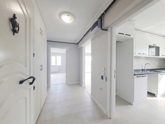 BOSTANLI' DA KOMPLE YENİLENMİŞ 3+1 KİRALIK DAİRE